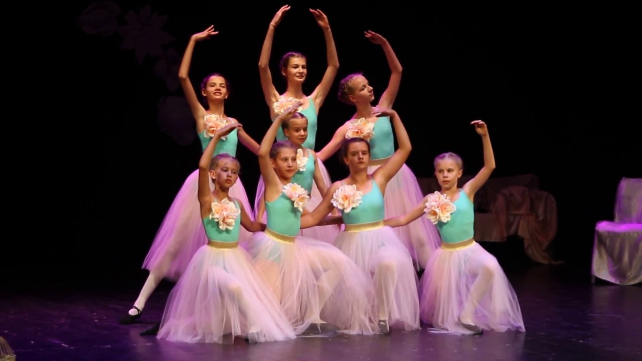 Dziadek do orzechów w Trzebini - Taniec pasterski i Walc kwiatów