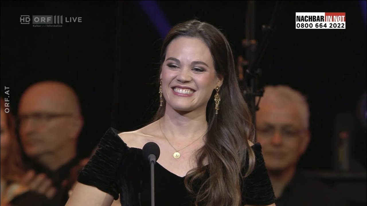 Prendi, per me sei libero (Adina Aria) - Regula Mühlemann / L‘ elisir d‘amore (G. Donizetti)