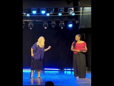 Velha - Peça Yerma