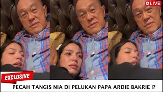 Download Lagu HEBOH! NIA RAMADHANI MENANGIS DI PELUKAN PAPA ARDI BAKRIE, TANGAN SAMPAI DISOROT BEGINI MP3