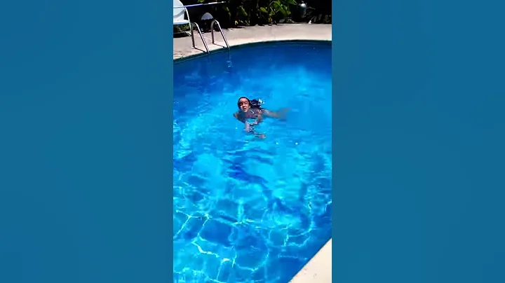 I finally have a video of me swimming