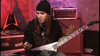 Alexi Laiho reveals his back stage warm-up routine!