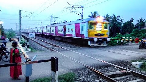 Lighting EMU Train Passing Railgate | Bikers Gang stuck at Level Crossing for Speedy EMU Train | ER