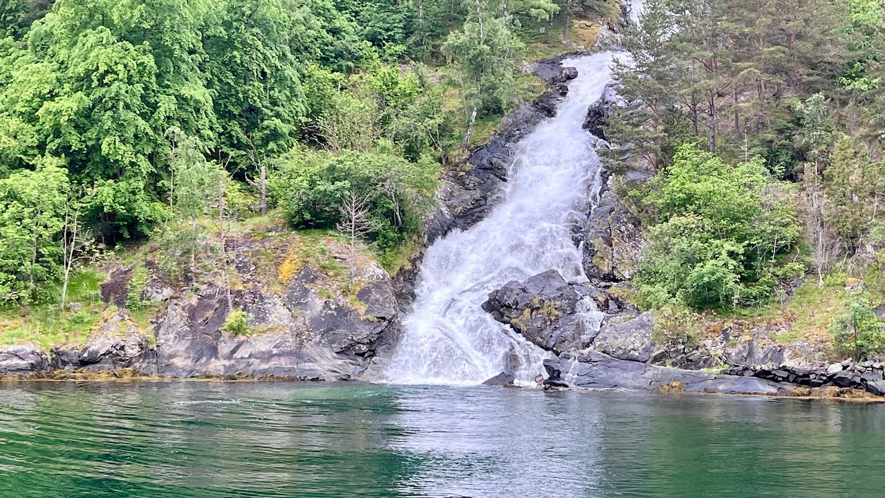 I Cruised Norway's NARROWEST Fjord 