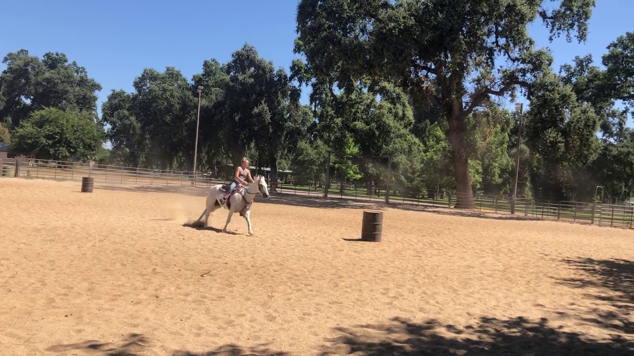 Barrel racing practice - YouTube
