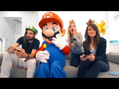 Playing Mario Kart 8 Deluxe with MARIO!