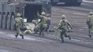 富士学校・富士駐屯地開設60周年記念行事 【訓練展示】 2014.07.06
