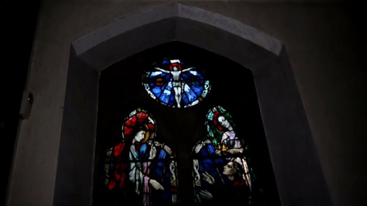 exploring an abandoned untouched church in huddersfield 