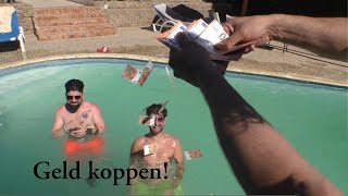 Wij Verkochten Twee Kamelen En Hielden Een Poolparty