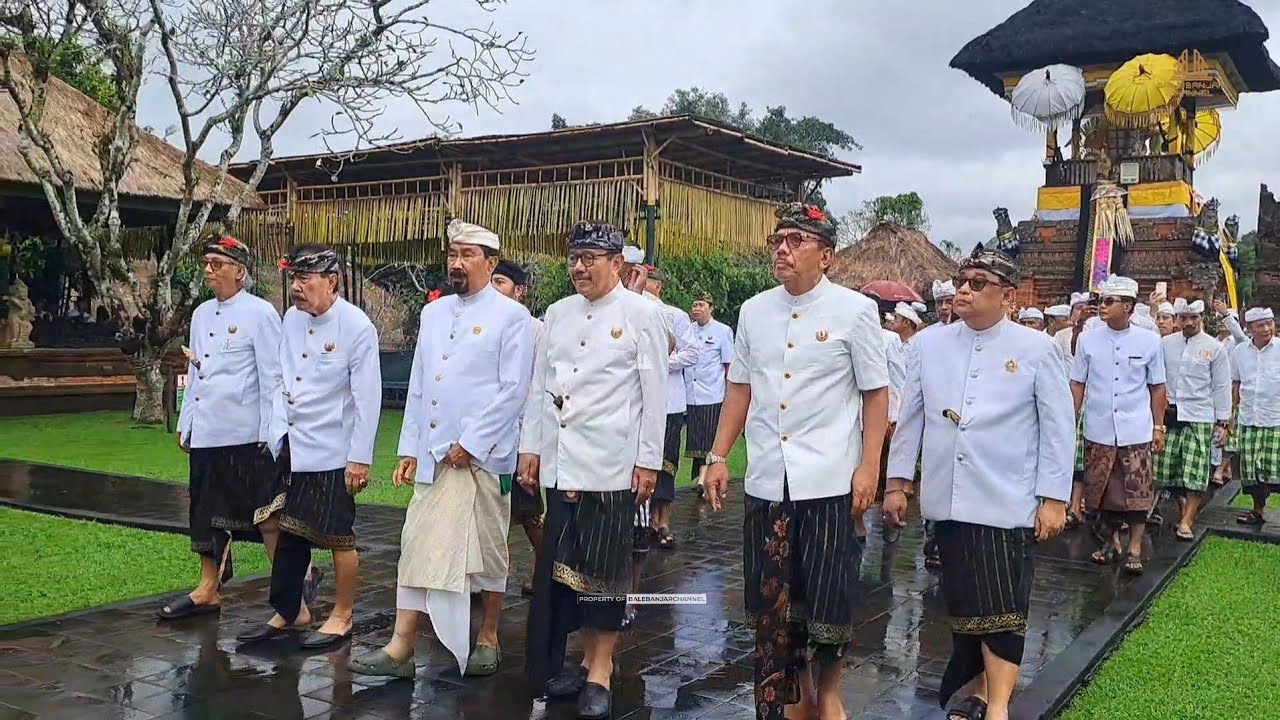 MALELADAN PURI AGUNG UBUD & PURI AGENG MENGWI KE PURA TAMAN AYUN