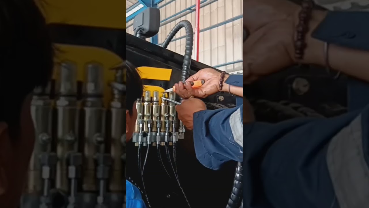 Adjust Injector Autolube Lubricants System Motor Grader STG230!! 