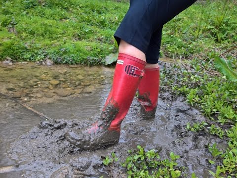Her Muddy Hunters