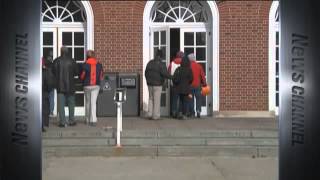 U of I Says Students Can Bundle Up and Get to Class