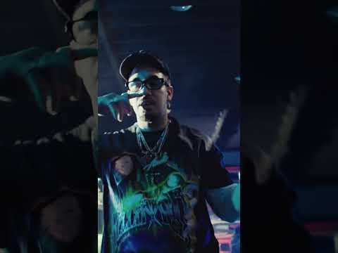 Fenix Flexin — Bank Rolls On The Table! 💰 RUBBERZ (Official Video) Out Now! #RUBBERZ #FenixFlexin #outnow
