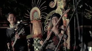 Sambasunda - Moonding Dipikiran Live at Ubud Bali