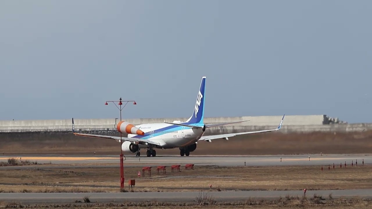 航空機・ヘリコプター ANA B737-800 JA68AN 全日空 Boeing 737-800 JA68AN 石見空港 航空フォト | by 小澤精也さん