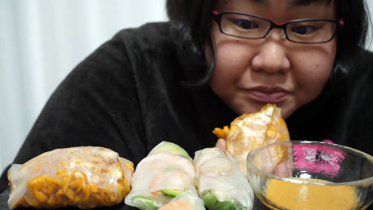 咀嚼音 ASMR モッパン 生春巻きRaw spring roll プルダック seafood vegetable