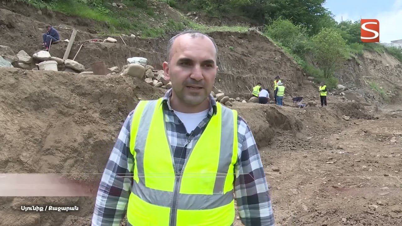 Մարդկային ոսկորներ, նիզակ․ Ողջի գետի ափին բացառիկ դամբարանադաշտ է հայտնաբերվել