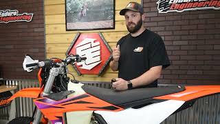 Replace the new KTM Start/Stop button with these Enduro Engineering Start/Stop buttons. 30-1023