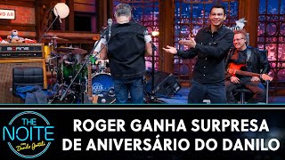 Roger Moreira celebrated another year of life and received a surprise from Danilo Gentili | The N...