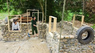 Building a solid stone house to withstand the stormy rainy season - Cương Ngân Live with nature