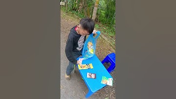 Cậu bé ăn trộm đồ ăn của chủ quán và cái kết #shorts