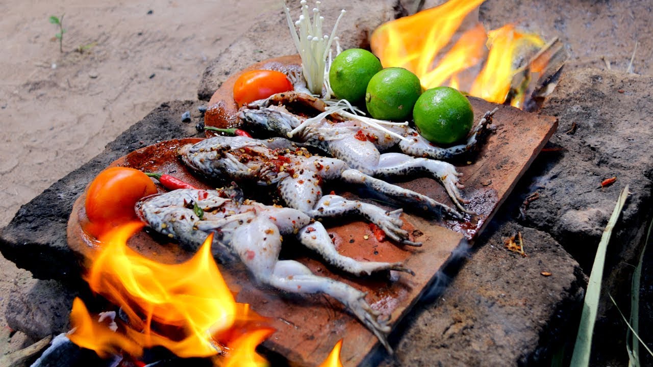 Wilderness Life Primitive Cooking Frogs On Roof Tiles Old For Food