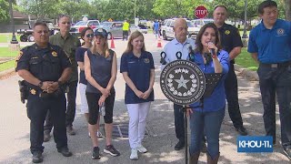 City, state and county leaders give update on Houstonarea storm recovery