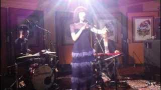 Kimbra - 'Good Intent' (live at Studios 301 Sydney) - 15 September 2011