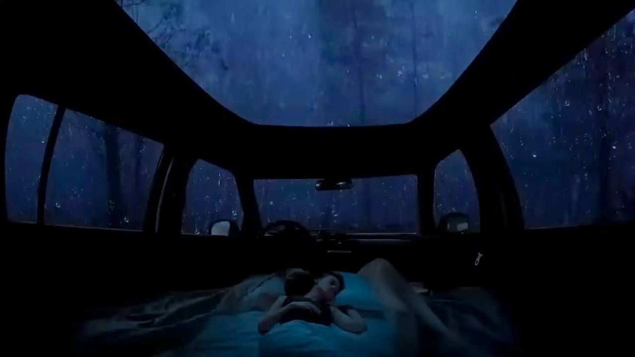 Засните за 3 минуты под мягкий дождь и гром по крыше машины в тихой деревне