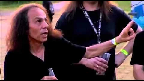 Ронни Джеймс Дио (Dio) о том кто придумал козу