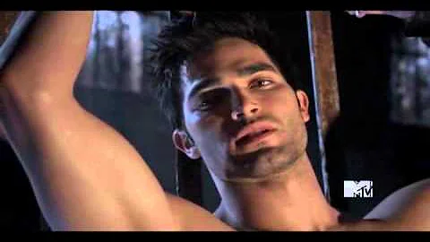 Did Derek Hale and Kate date?