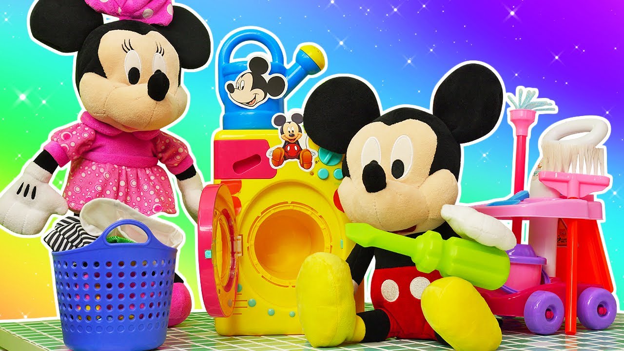 Aventuras de la familia Mouse. Mickey y otros juguetes de peluche.  Episodios para niños. 