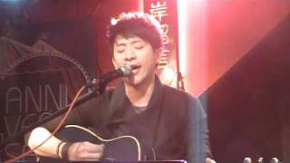 20101216-Jones石康鈞-公館小河岸-09.Wouldn't Change a Thing+Yellow.wmv