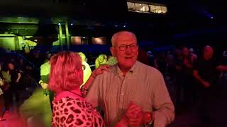 Vänta Lite, En Ny Herlig Buggswing Låt Av Streaplers På Nordisk Dansegalla Dansnytt