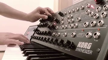 Meeting the Korg MS-20 (Assembly time-lapse & instrumental groove)