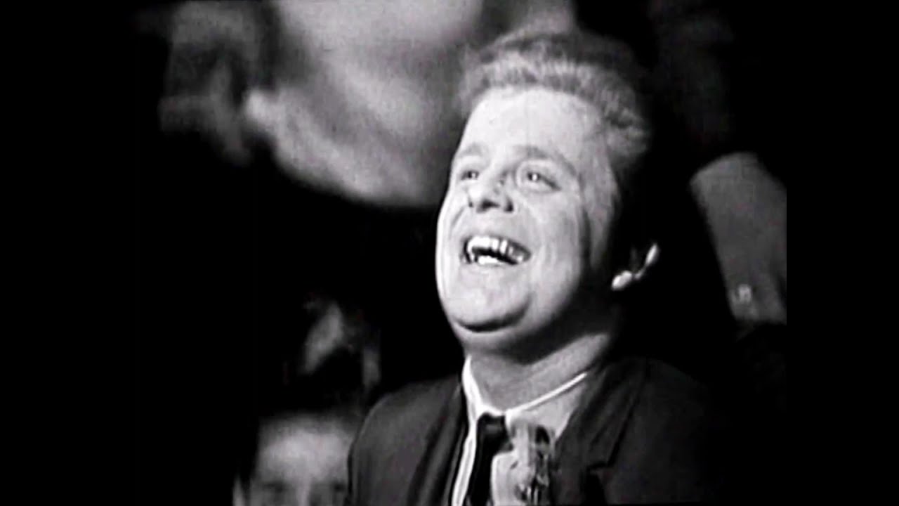 NEW * Lies - The Knickerbockers {Stereo} - YouTube