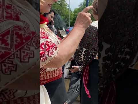 Видео: Национална мордовска носия (снимка)