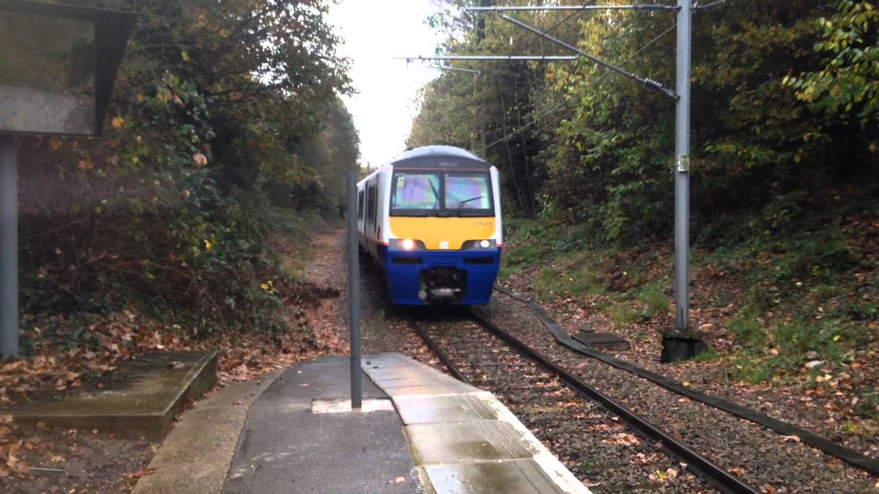 London Overground Class 321 Enters Emerson Park For Romford - YouTube