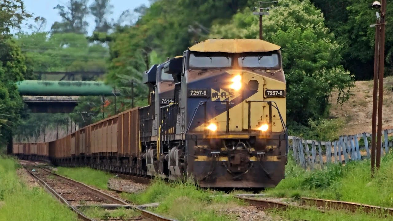 MRS - Dupla de locomotivas AC44i 