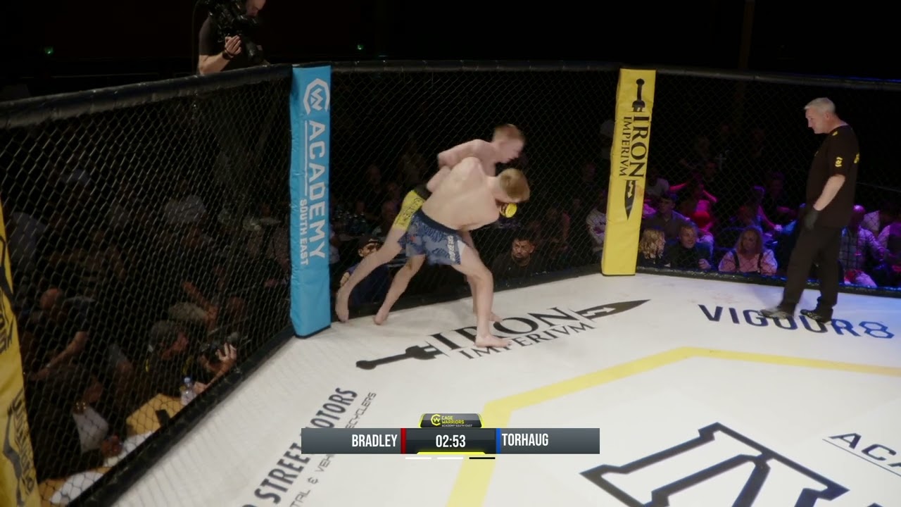 Dacre Bradley vs  Julian Torhaug - Bantamweight Amateur MMA  - 