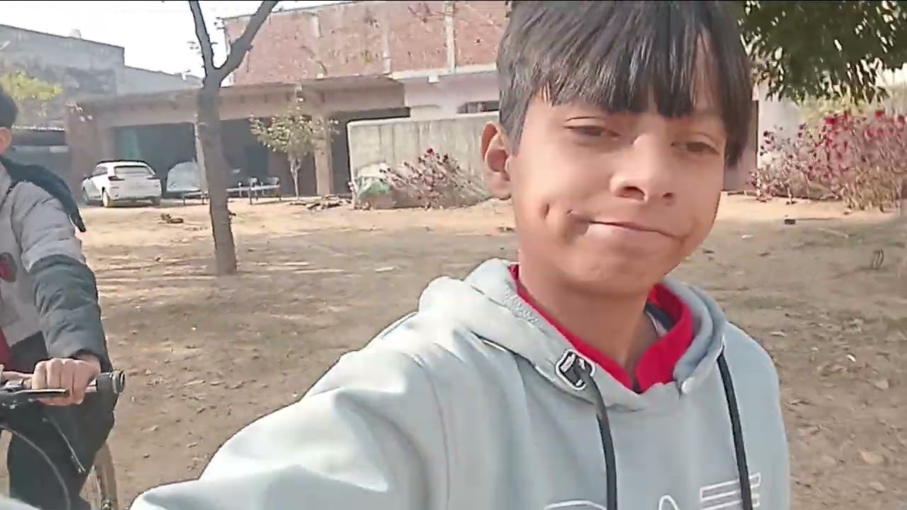 Mane aaj vlog ultra baneya ge.          .