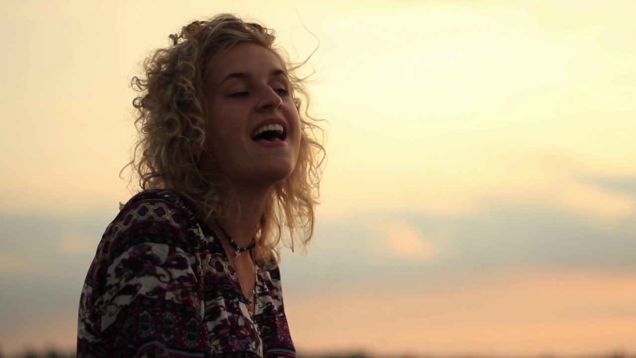 Anke – Help Each Other Out (Official Video)