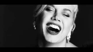 Acıtmışım Canını Sevdikçe