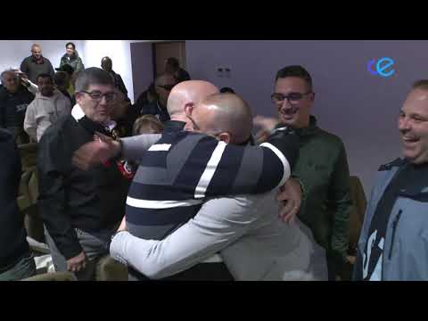 Aficionados del Ceuta rinden un emotivo homenaje a Luhay Hamido