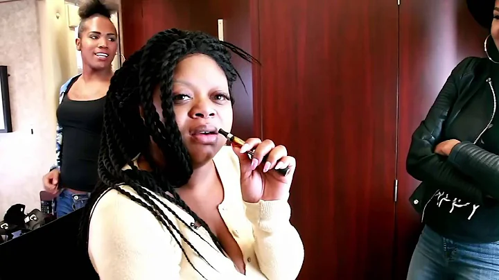 Countess Vaughn Acts a Fool and Sings like a Champ