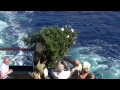 Tag40 Weihnachtsbäume über Bord werfen - MS Astor Kreuzfahrt um die Welt ReiseWorld