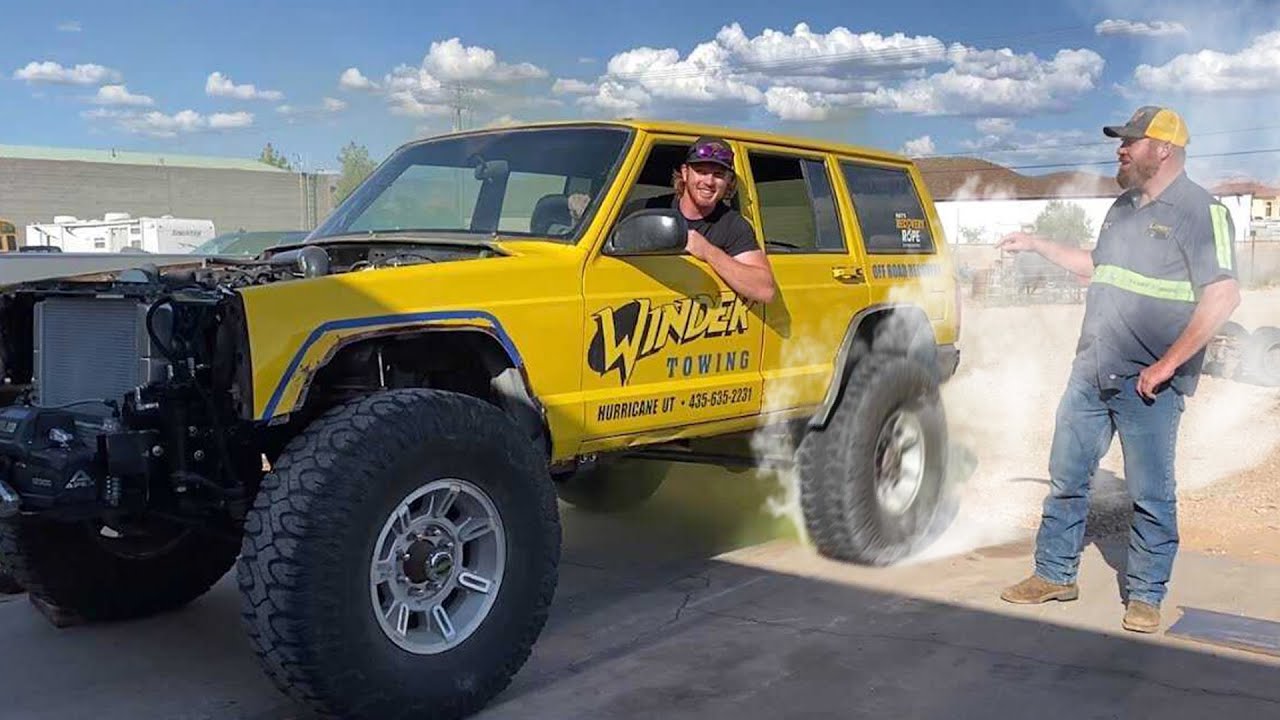 The banana roars to life jeep gets a 4 6 stroker motor youtube