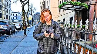 Download Lagu Cea Weaver Breaks Down In Tears When Questioned Over Gentrification Comments Tied to Zohran Mamdani MP3