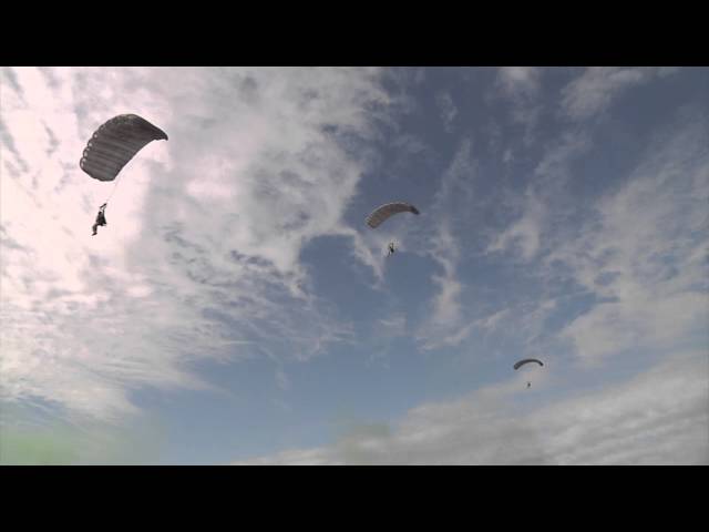 Army's New Parachute System - RA-1 Ram Air Parachute Jump